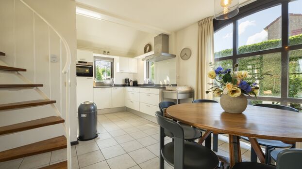 Küche mit Essbereich