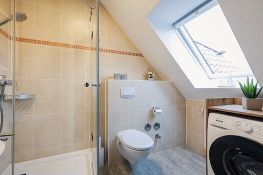 Bad mit Waschmaschine