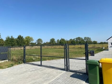 Einfahrt zum Parkplatz