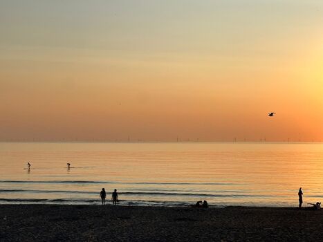 Sonnenuntergang am Strand Noordwijk