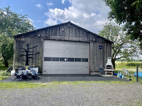 Terrasse vor der Trainingsscheune kann ebenfalls genutzt werden