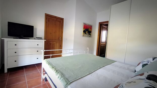 2. Schlafzimmer mit eigenem Bad