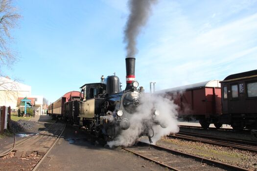 Museumseisenbahn ( mitfahren möglich ) 