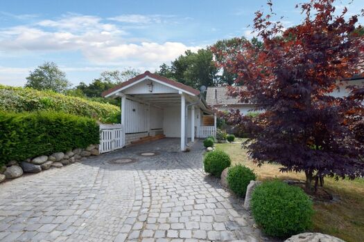 Ihr Stellplatz und Carport 