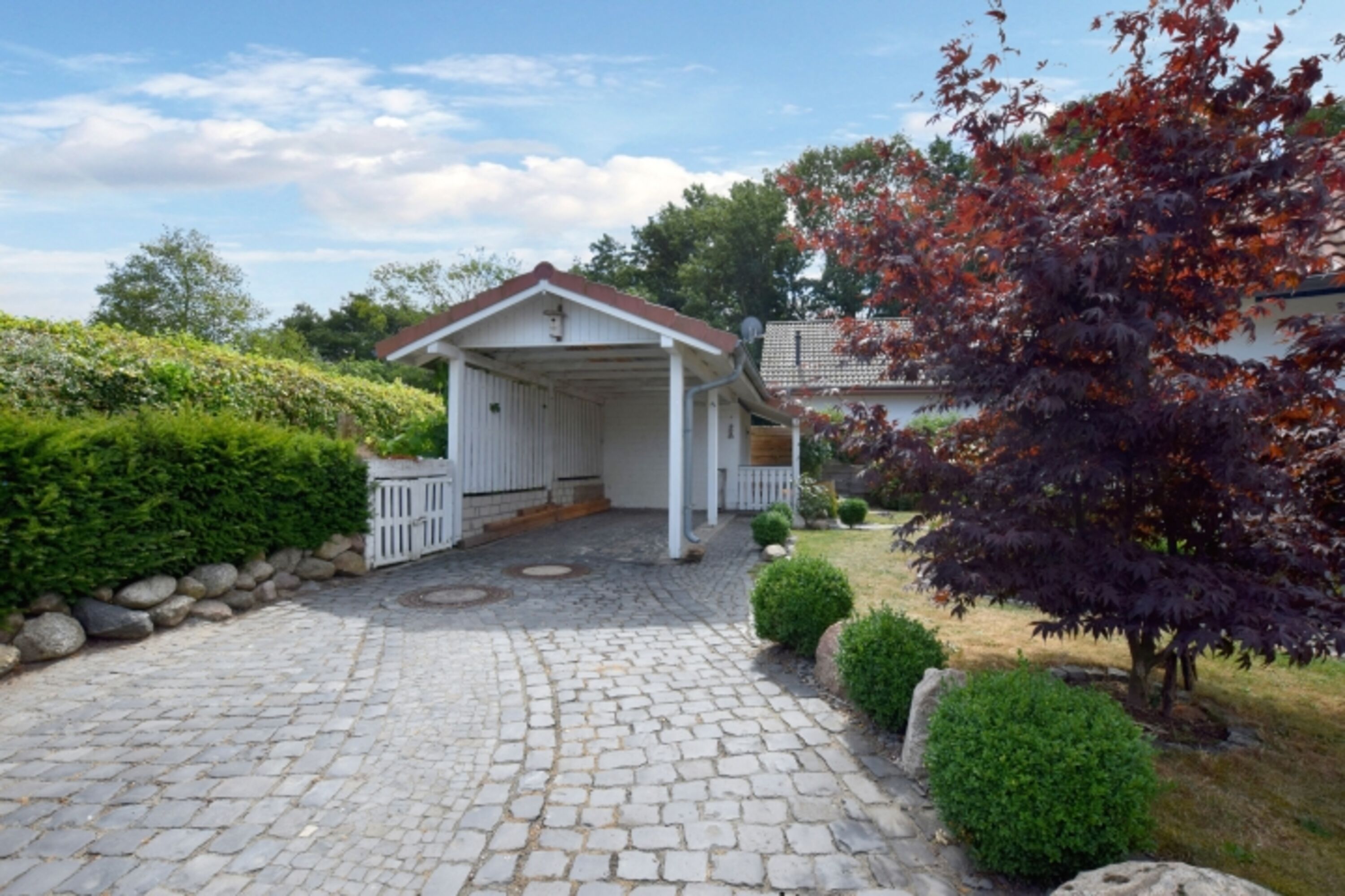 Ihr Stellplatz und Carport 