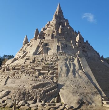 Sandburgenbau auf Rügen