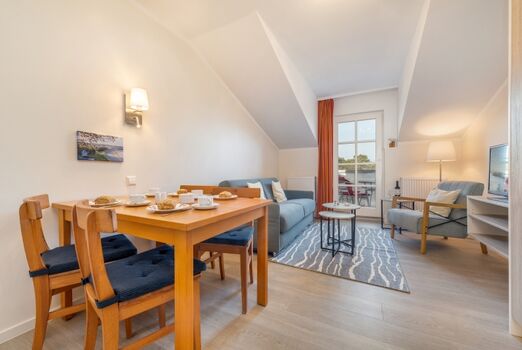 Wohn- und Essbereich.