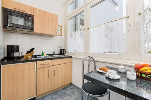 Küchenzeile in der Loggia