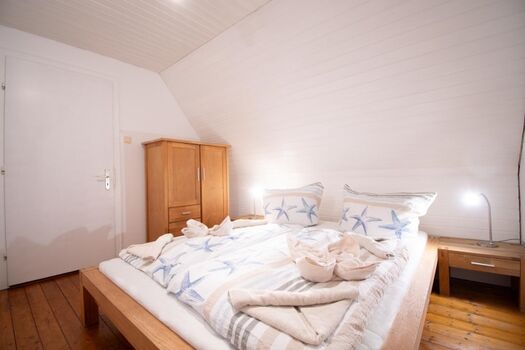 Schlafraum 2 mit Doppelbett 180x200