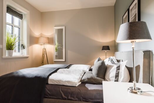 Schlafzimmer mit Aussenrollo