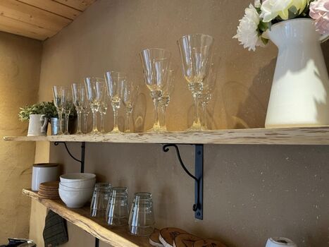 Küchenregal in der Hester Street in Earls Lane