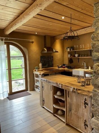 Offene Eichenküche in einer außergewöhnlichen Ferienwohnung im Harz - Earls Lane