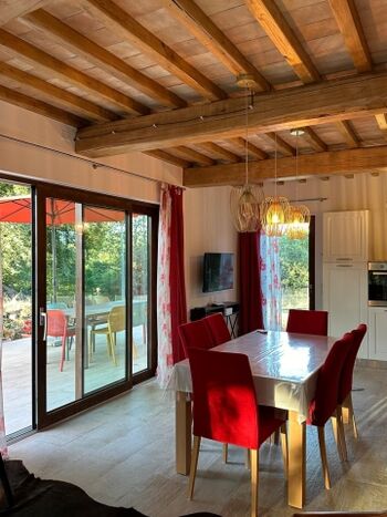 Essbereich mit Terrasse 