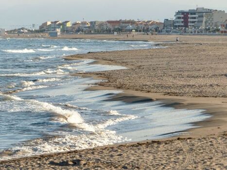 Strand im Winter Narbonne-Plage