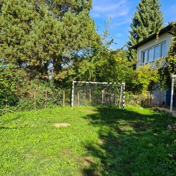 Spiel und Sonnenwiese