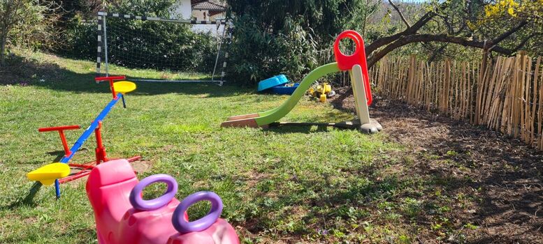 verschiedene Spielgeräte