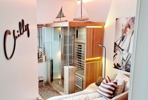 Chilly mit Whirlpoolwanne