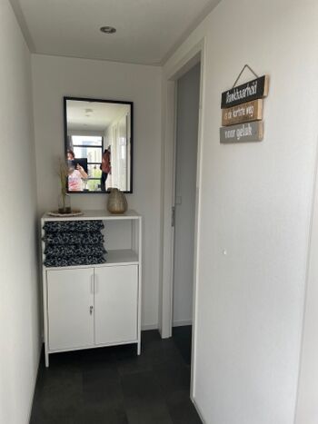 Flur zu beiden Schlafzimmern