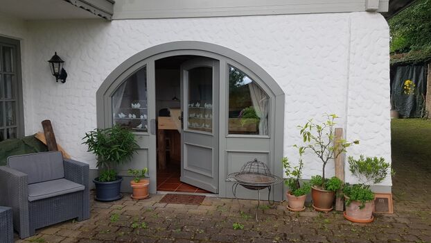 Auch diese Tür führt in Ihr Reich-ins Schlafzimmer!