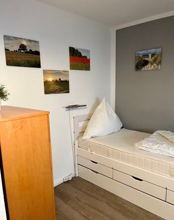 Schlafzimmer 2 mit zwei Einzelbetten