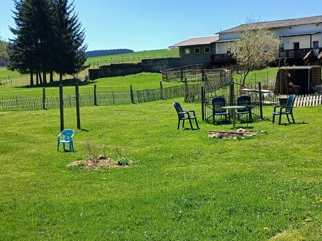 Grill- und Spielbereich