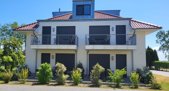 Die Lotte Een befindet sich im Erdgeschoss rechts