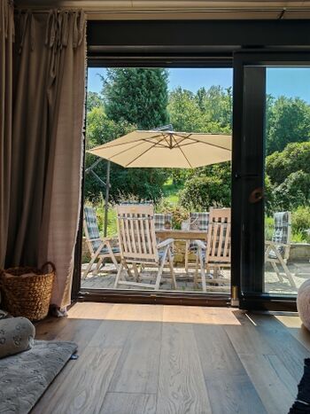 hier geht's in den Garten