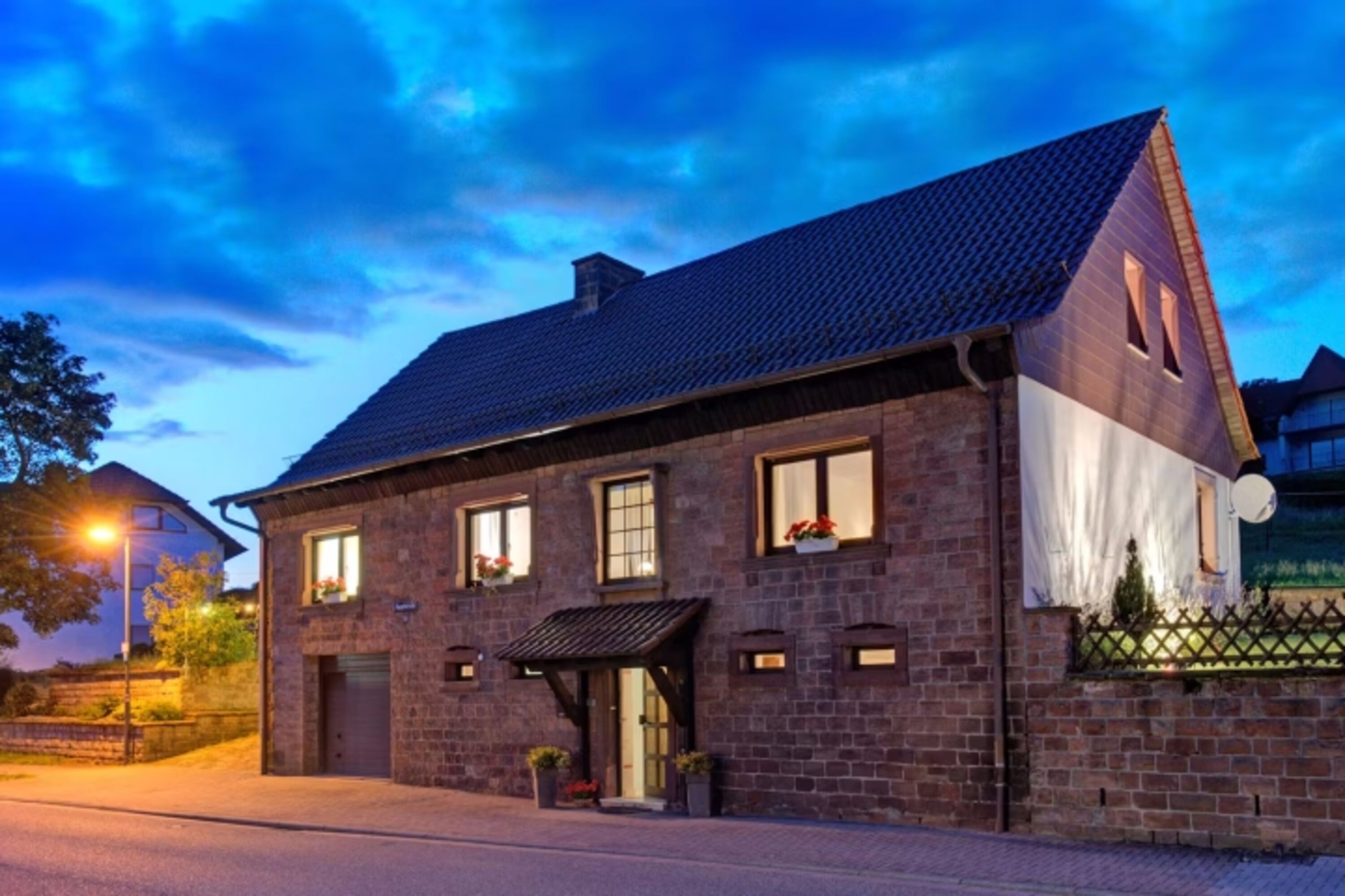 Haus bei Nacht