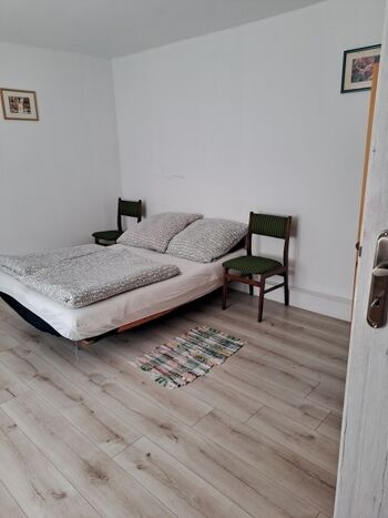 Schlafzimmer 1