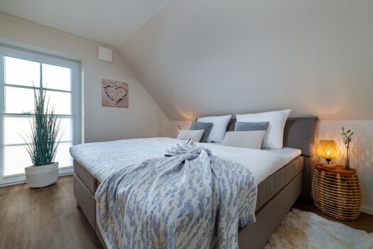 Schlafzimmr 03 mit TV