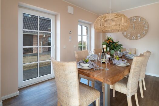 lichtdurchfluteter Essbereeich