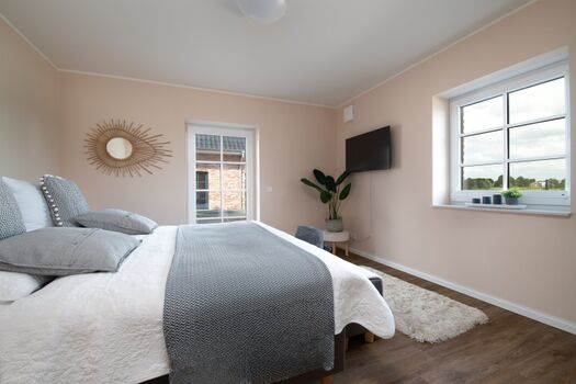 Schlafzimmer 01 im EG