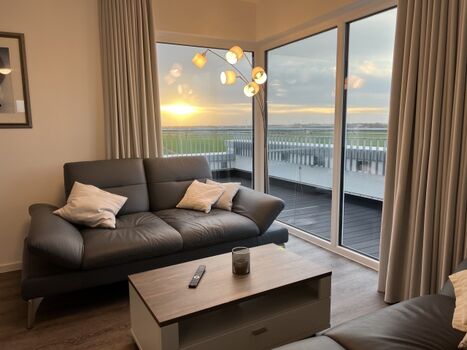 gemütlich, bei Sonnenuntergang