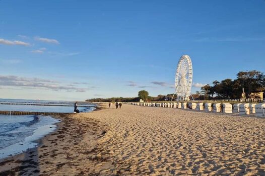 Riesenrad am Strand von Kühlungsborn-West