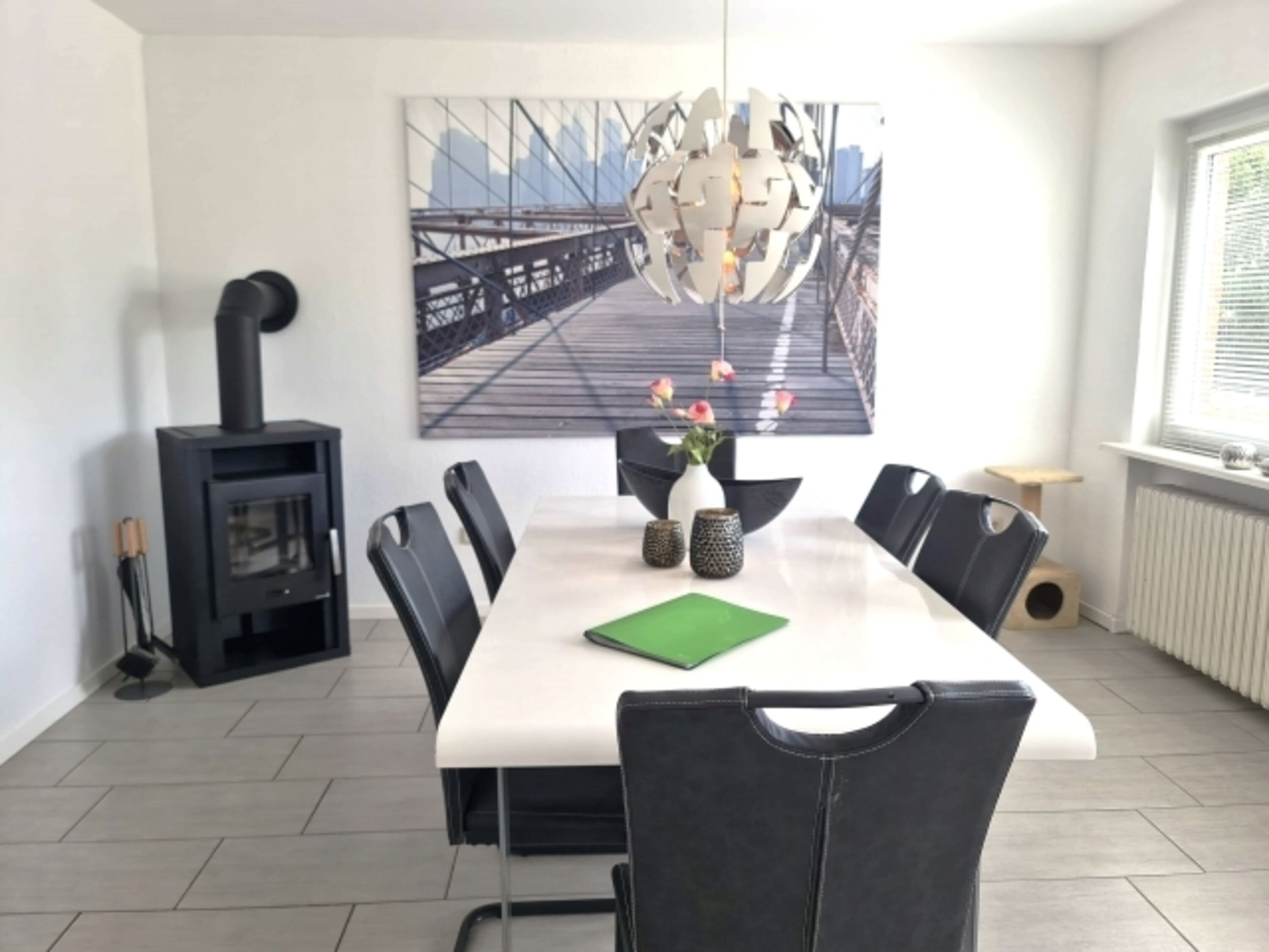Esszimmer mit Kamin