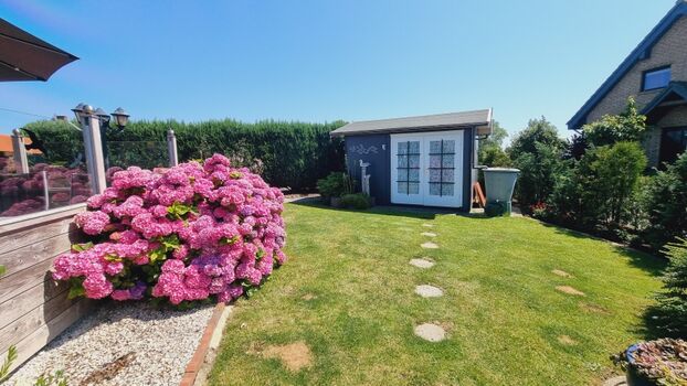 Der liebevoll angelegte Garten 