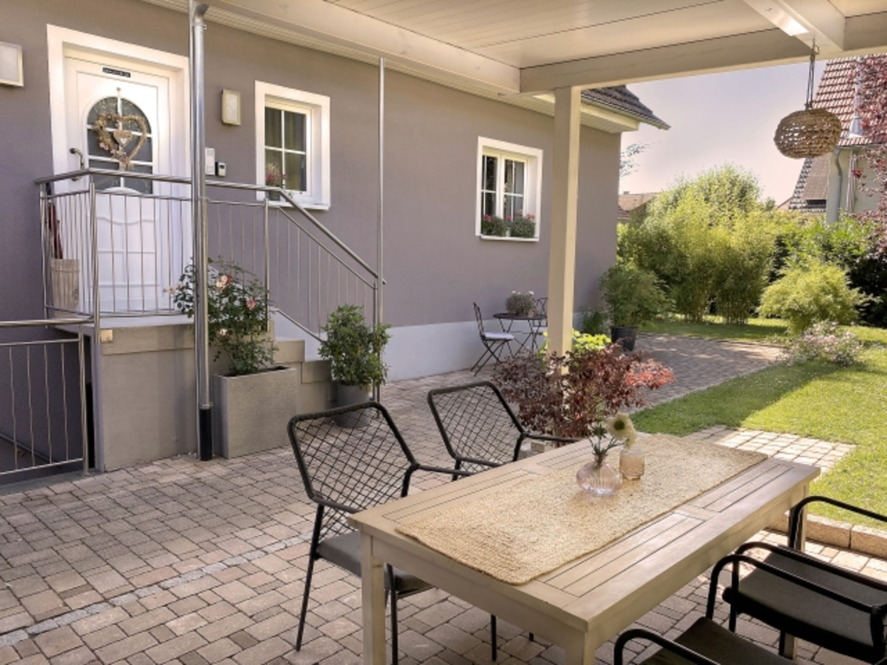 Überdachte Terrasse