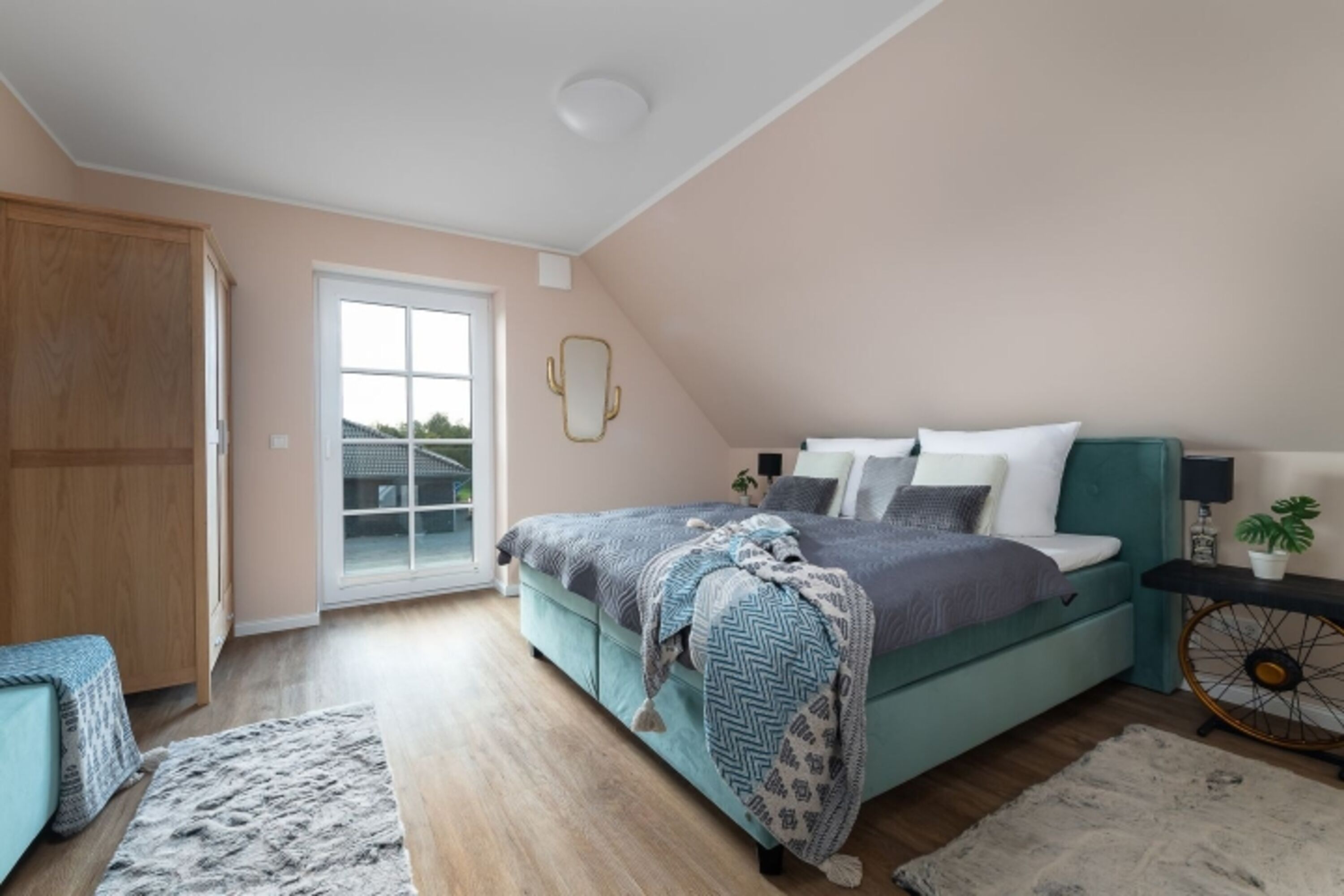 Schlafzimmer 1