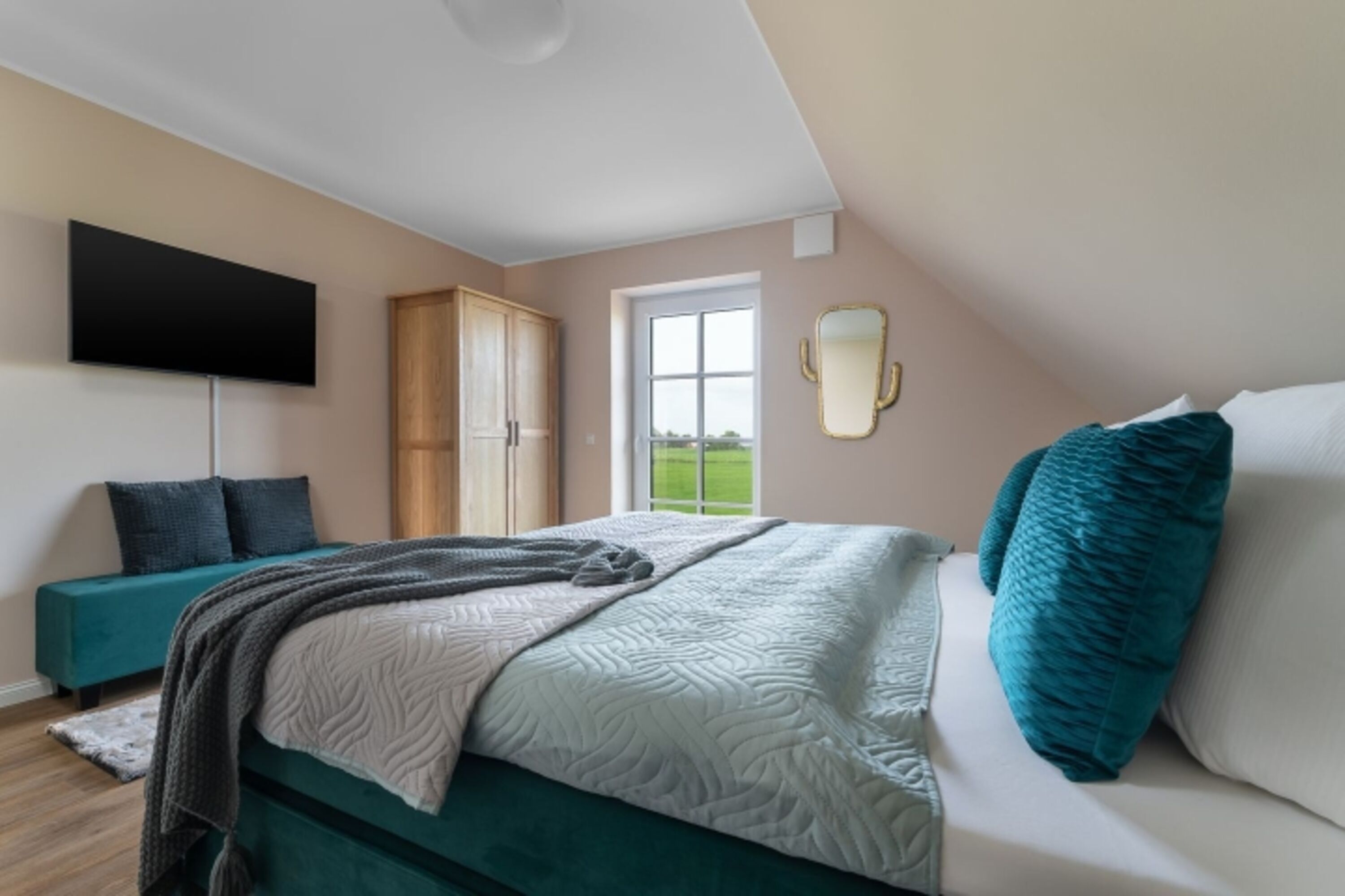 Schlafzimmer 4