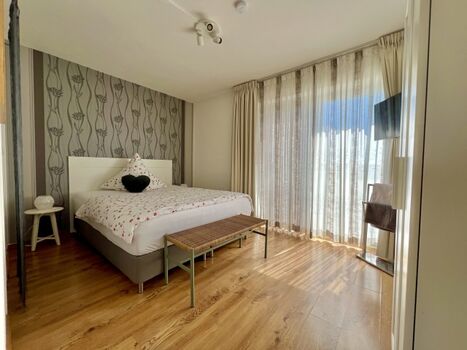 Schlafzimmer Nr. 5 (EG) mit Bad en Suite 2025