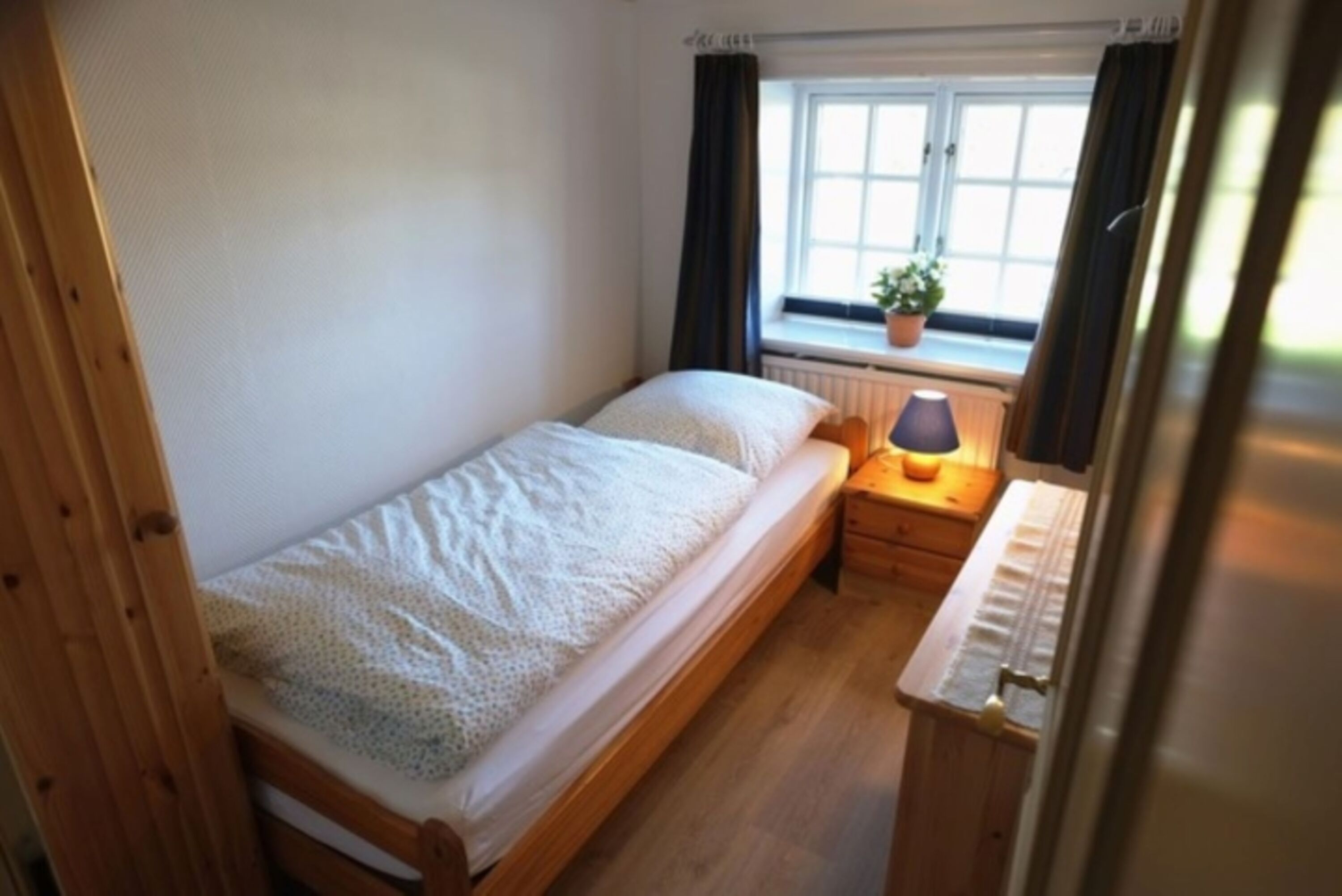  Einzelbett Schlafzimmer