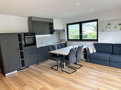 Voll ausgestattete Küche