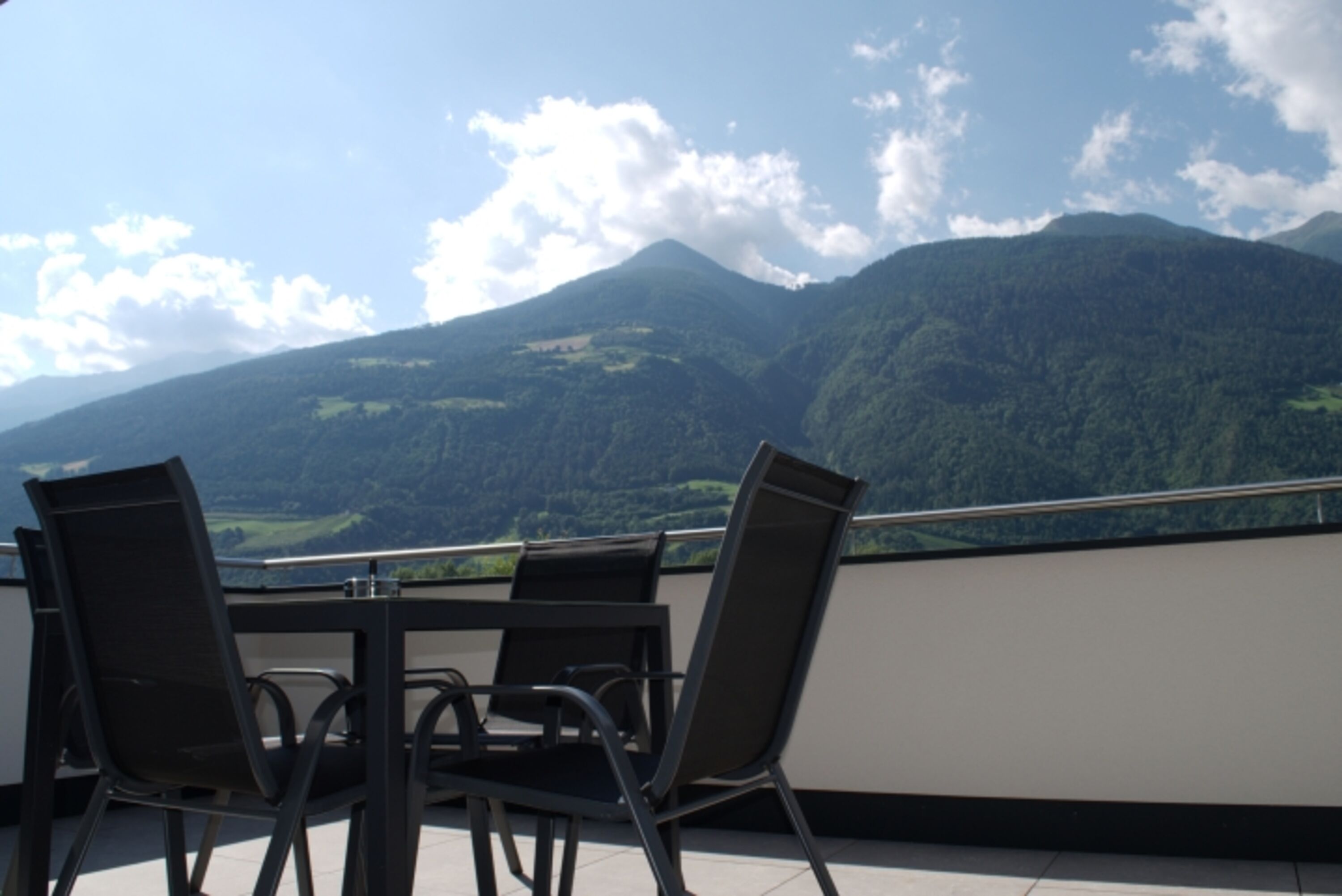 Aussicht auf die Bergwelt des Vinschgaus