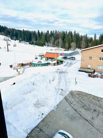 Blick aus der Wohnung zum Sessellift