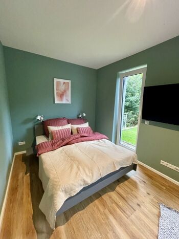 Schlafzimmer 1 (größere)