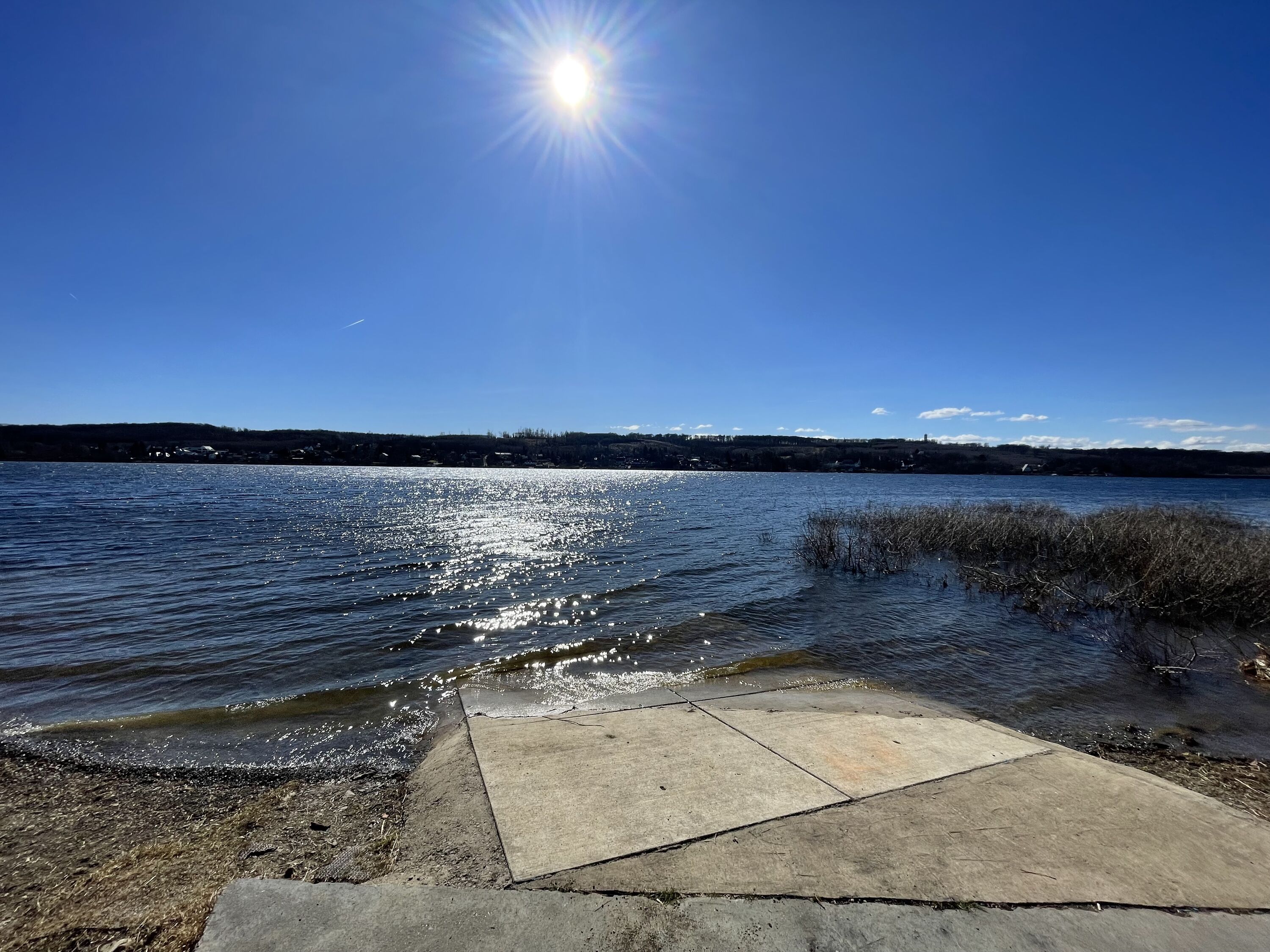 Möhnesee mit Möglichkeit direkt ins Wasser zu gehen, 5 Minuten von unserer Fewo entfernt
