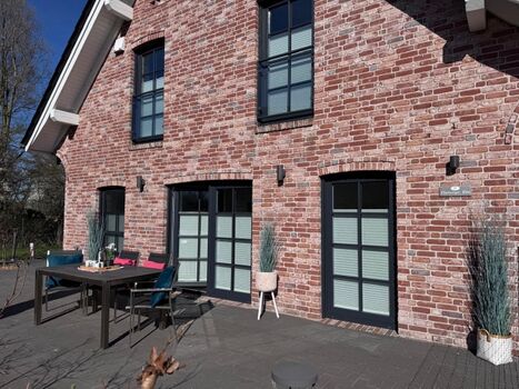 Das Grundstück ist eingezäunt