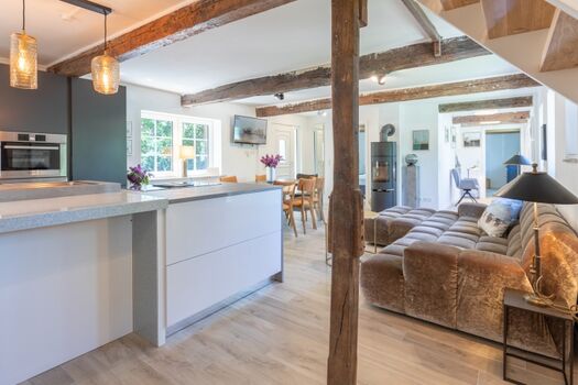 Neles Huus - Schöner Blick in den Wohnraum