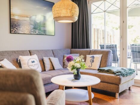 Gemütlicher Wohnbereich mit direktem Zugang  zum Garten