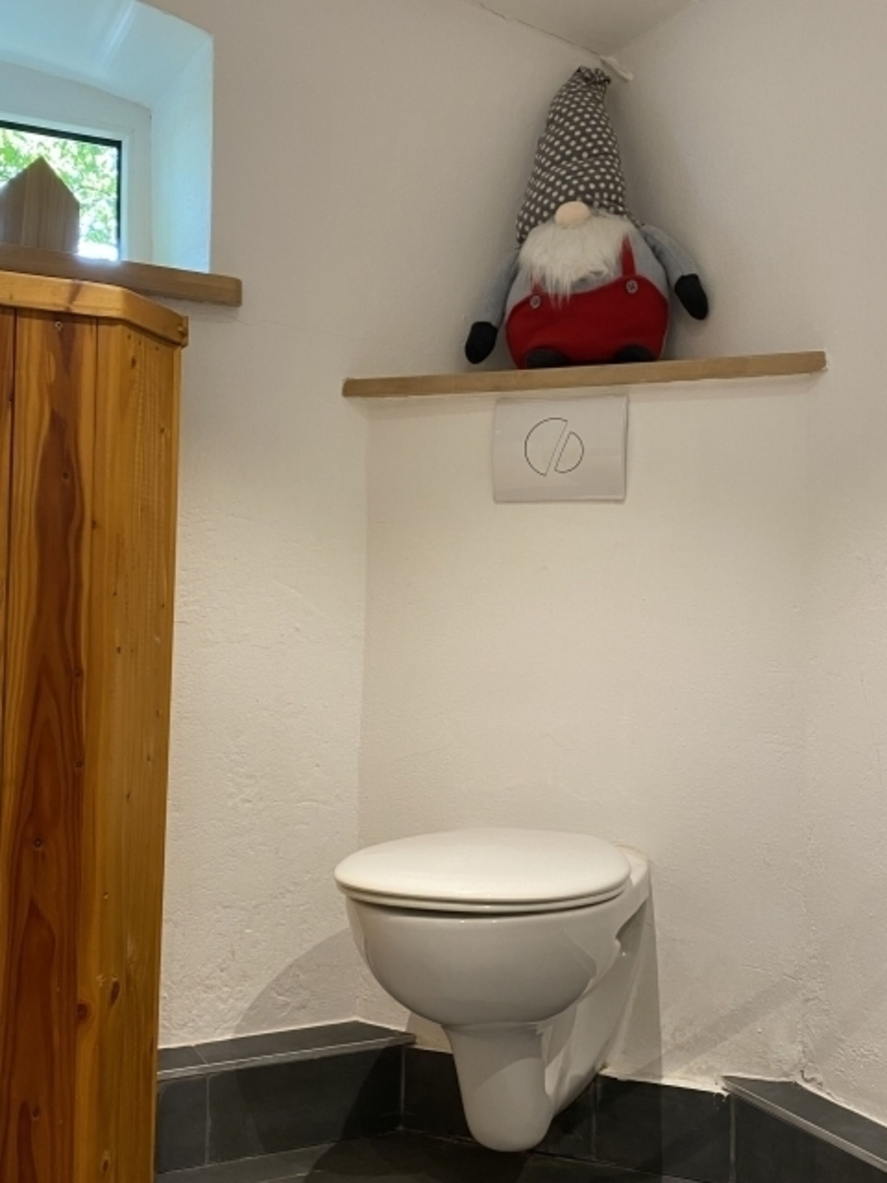 Gäste-WC mit Waschmaschine